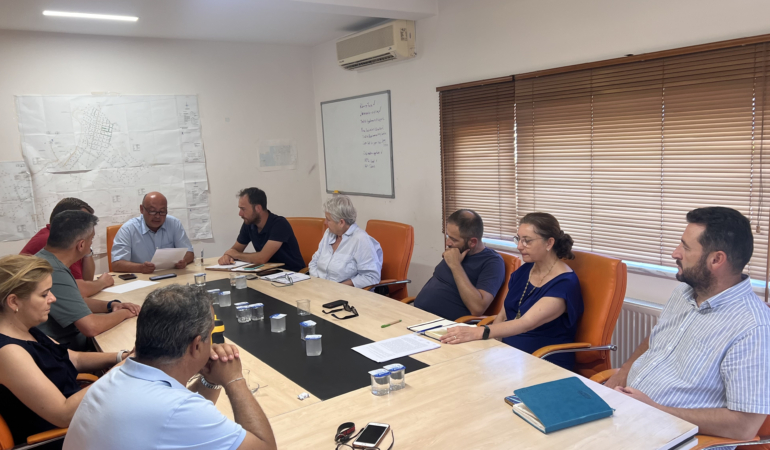 Belediye Meclisi ‘çalışma ruhsatı’ konusunda olağanüstü toplandı