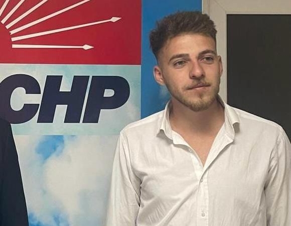 CHP Bozcaada İlçe Gençlik Kolları Başkanı Yılmaz yeniden göreve getirildi