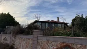 bozcaada seçil erzan bağ evi