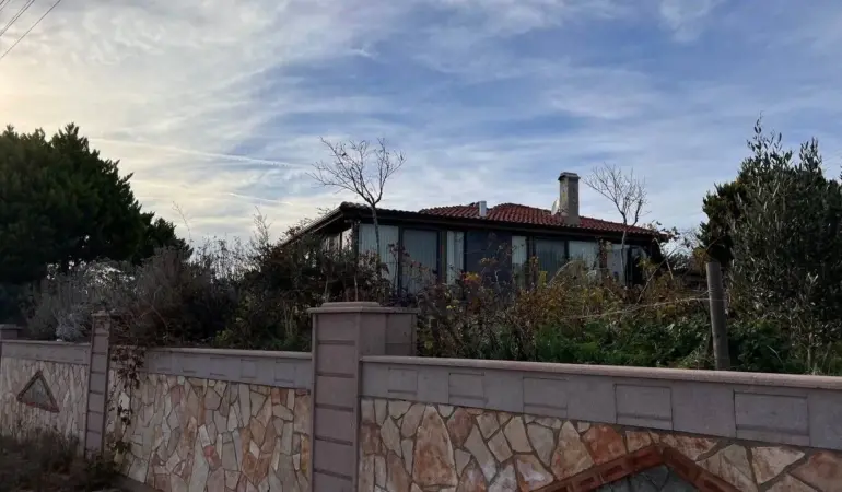 Bozcaada’daki Meşhur Bağevi İcradan Satışa Çıkarıldı