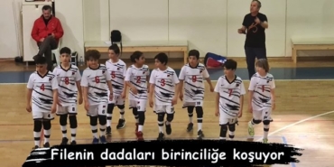 adanin-dadalari-voleybolda-sahane