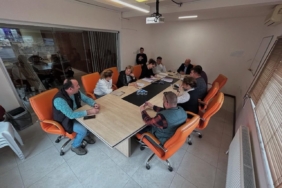 d2d636f7-b19b-4f3a-98a4-bfd553e02fee