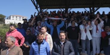 bozcaadaspor-taraftar