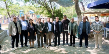 bozcaada hayırı siyaseti bir araya getirdi