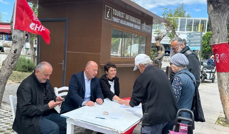 CHP Bozcaada’dan İmamoğlu’na destek sürüyor