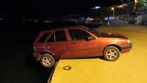 bozcaada-otomobili-denize-düsüyordu