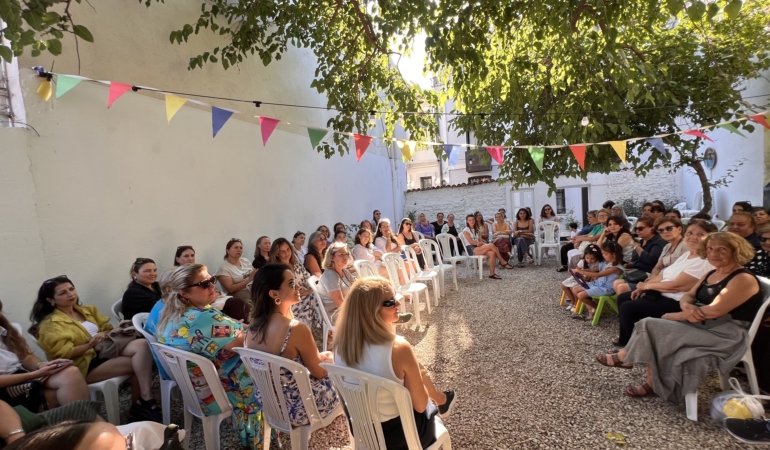 Bozcaada gelinleri bir araya geldi