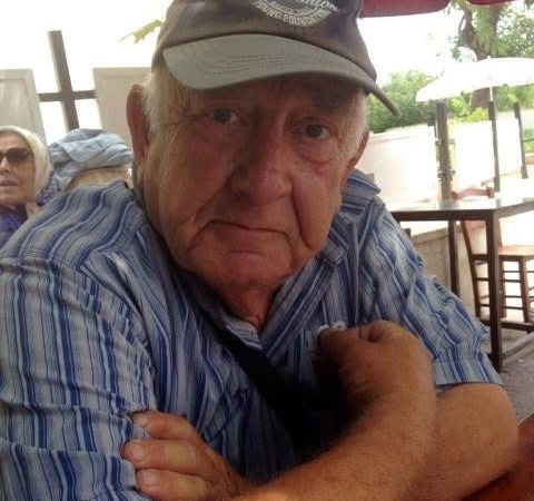 Arman Tarhan vefat etti