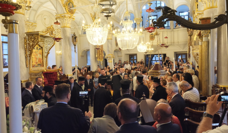 Bozcaada’da 156 Yıllık Tarihi Meryem Ana Kilisesi Yeniden İbadete Açıldı