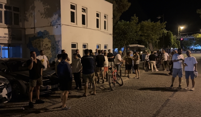 Taciz iddiası Bozcaada’yı ayağa kaldırdı