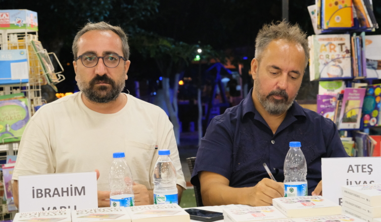 Bozcaada Kitap Fuarı’nın konuğu Ateş İlyas Başsoy ve İbrahim Varlı idi