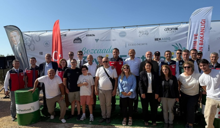 Bozcaada Zeytin Festivali’ne Tarım Bakan Yardımcısı Gizligider de katıldı