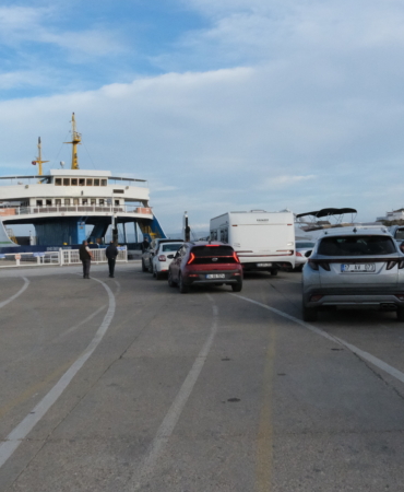 bozcaada feribot iptal