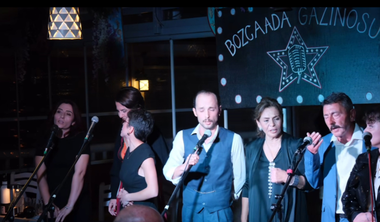 Bozcaada Gazinosu’ndan Hüzün ve Eğlencenin Buluştuğu Unutulmaz Gece