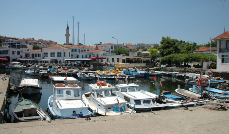 AKP’den Bozcaada balıkçı barınağı için düzenleme teklifi