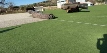 bozcaadaspor sahası