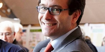 dr Öcal Necmioğlu bozcaada