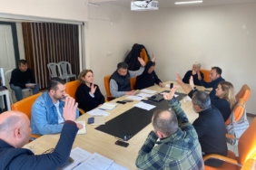 cd33d546-83c7-47c5-94a3-18aa73a6e9e8