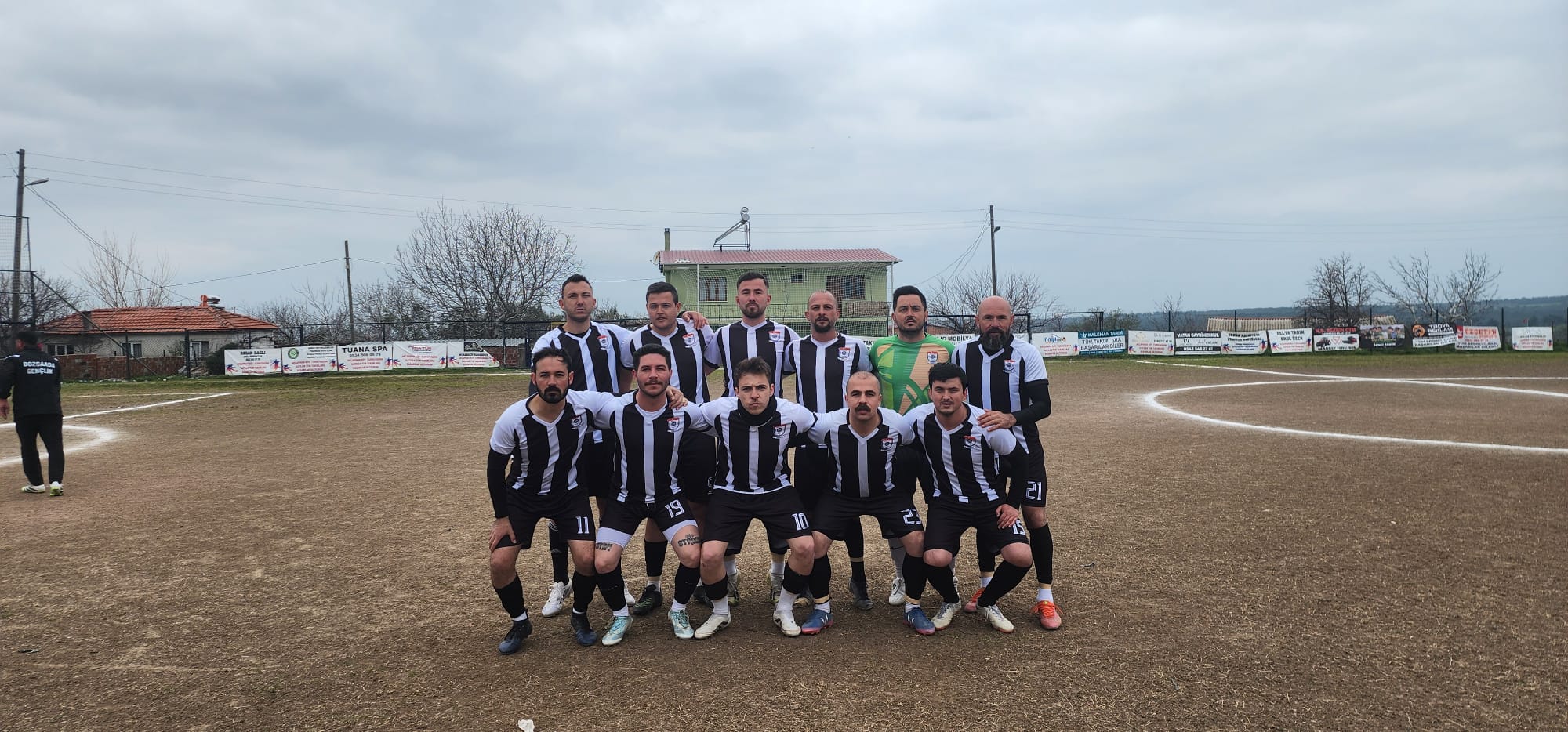 bozcaada gençlik futbol Akçapınar