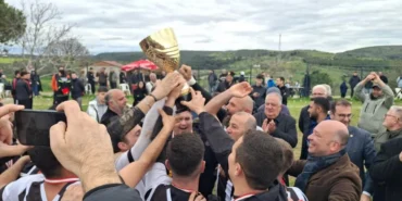 sampiyon-bozcaada-genclik_69cb6d42854a1