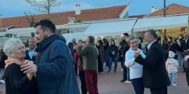 dans günü bozcaada