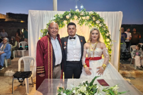 bozcaada Hüseyin yayım kübra güngör evlendi
