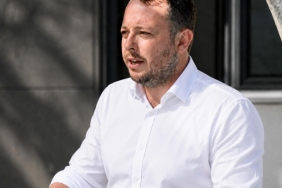 burak aktan ak parti